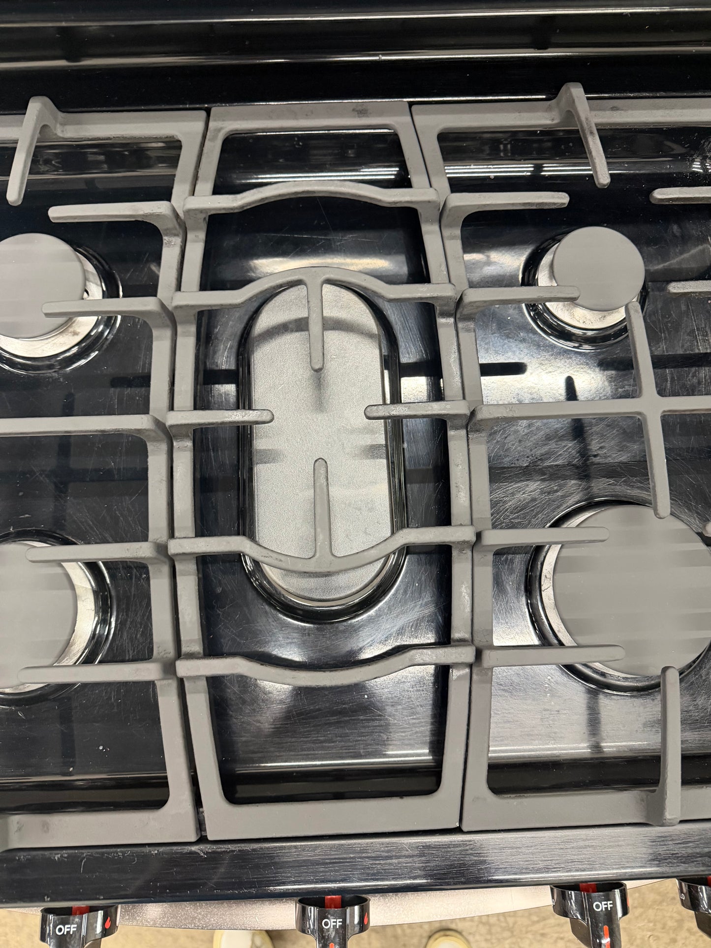 LG  LRG3061ST
30 Inch Gas Range with 20 Minute EasyClean ,Mode, Brilliant Blue Interior, Griddle Accessory, 5 Sealed Burners, 5.4 cu. ft. Oven and Storage Drawer: Stainless Steel