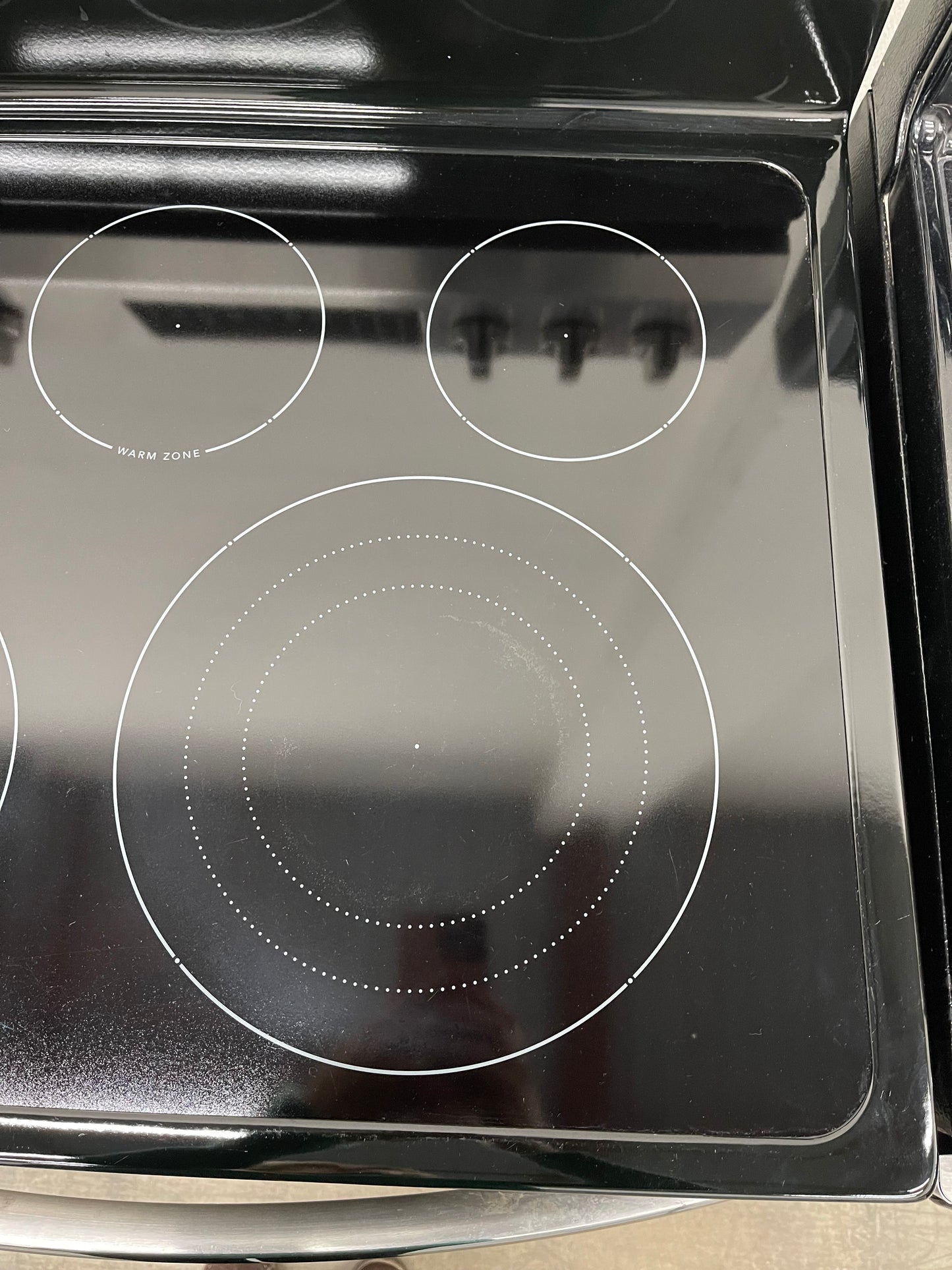 GCRE3060AF
Frigidaire Gallery 30'' Freestanding Electric Range with Air Fry