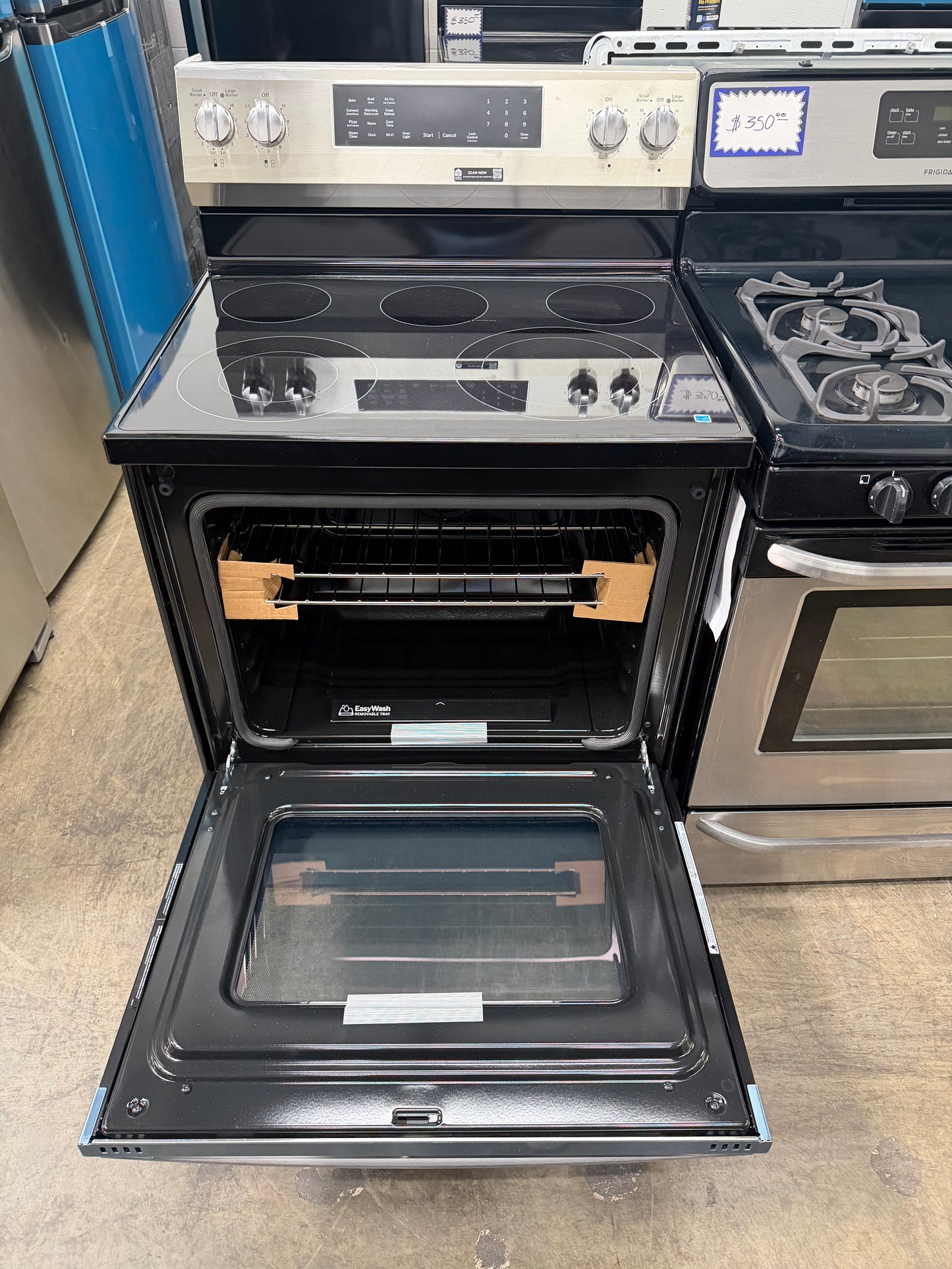 GE 600 Series  GRF600AVSS
30 Inch Freestanding Gas Range