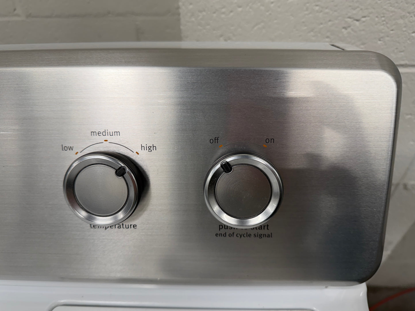 Whirlpool  WTW4957PW
28 Inch Top Load Washer with 3.9 Cu. Ft. and Maytag Centennial Series  MEDC300BW
29 Inch Electric Dryer with 7.0 cu. ft.