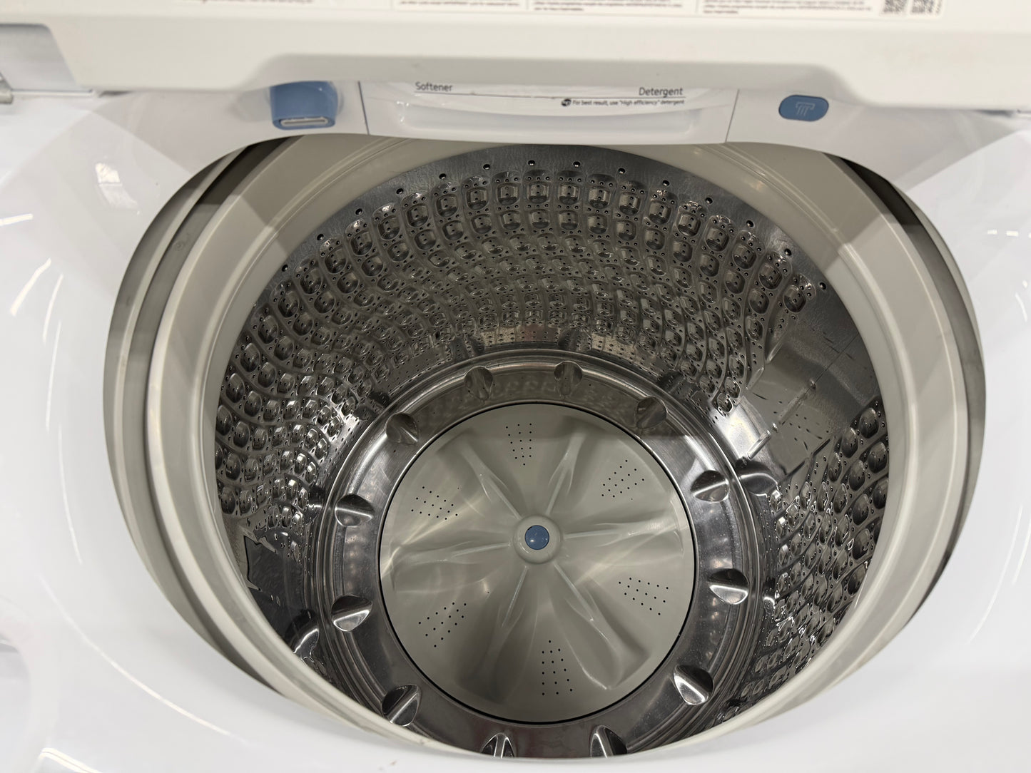 Samsung 5.4 cu. ft. Top Load Washer and 7.4 cu. ft. Electric Dryer
