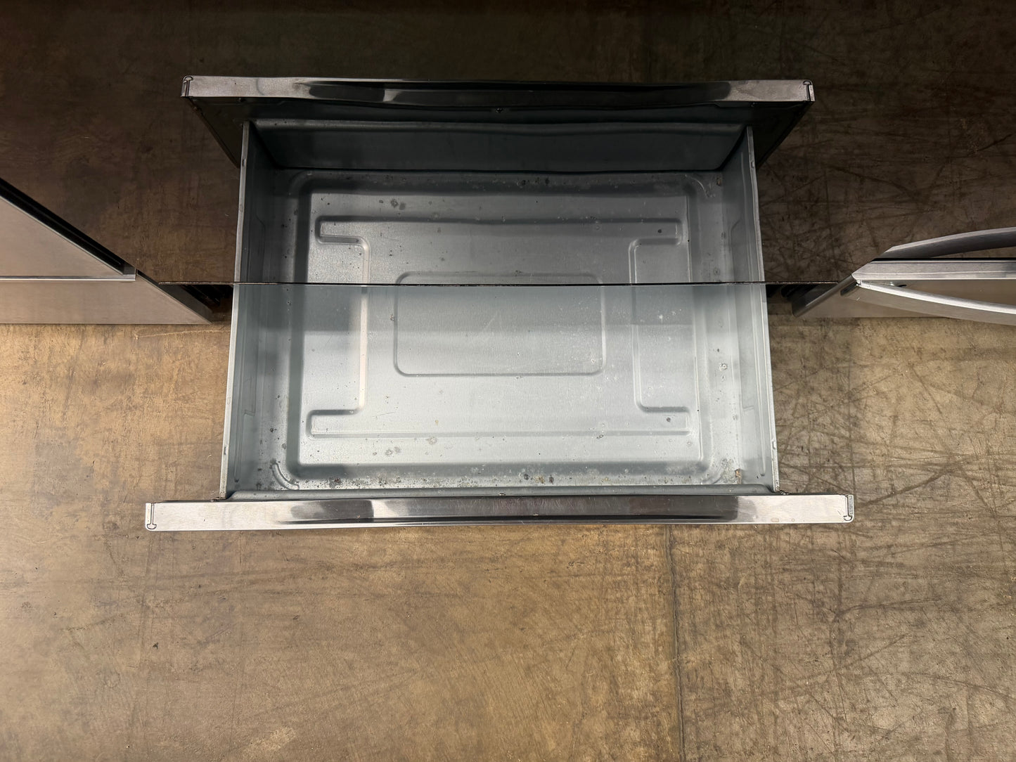 Samsung NE59M4320SS/AA – 5.9 Cu. Ft. Freestanding Electric Range with Convection