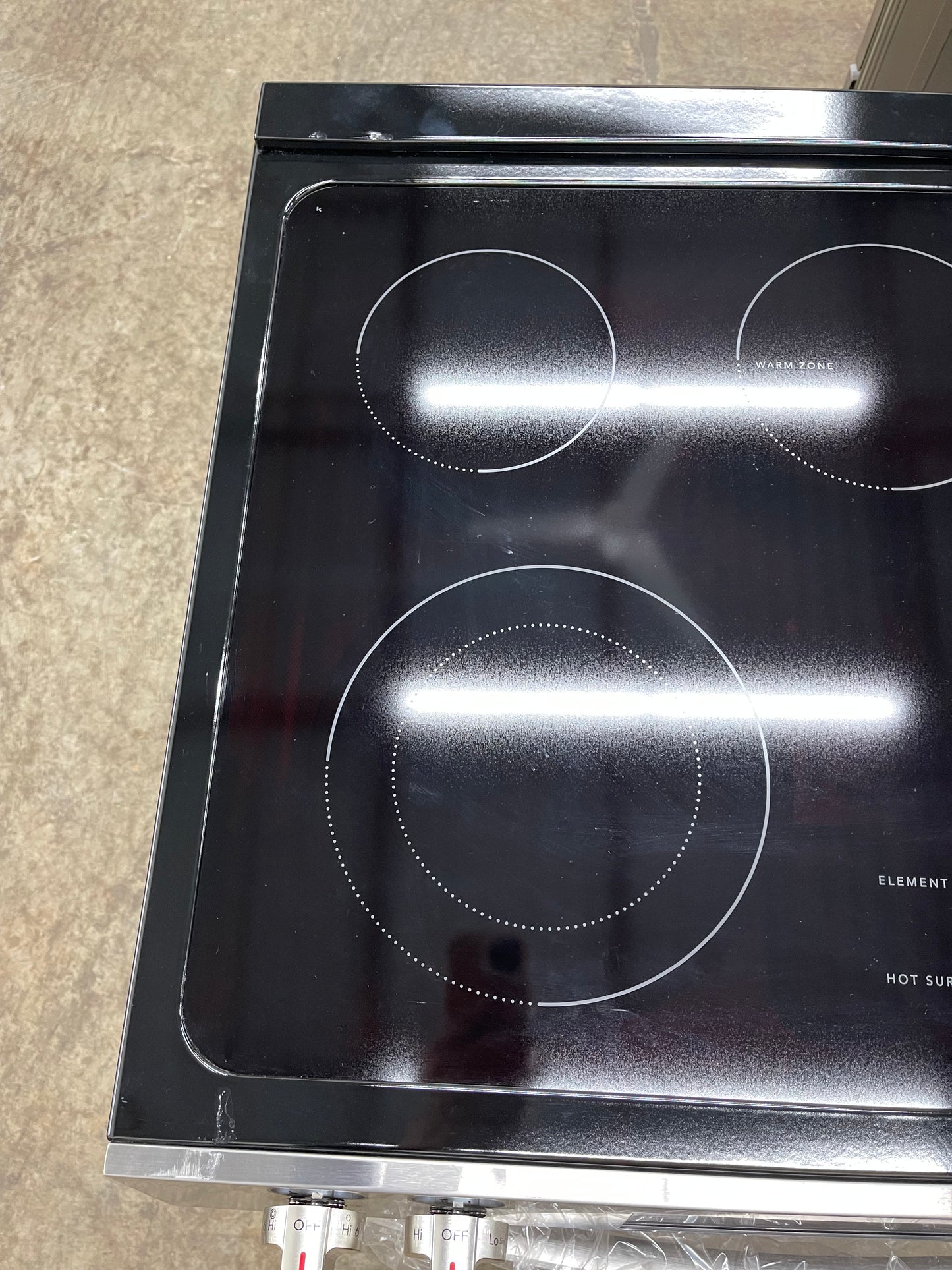Frigidaire 30-in Glass Top 5 Burners 5.3 cu-ft Slide-In Electric Range in Stainless Steel-Model #FCFE3062AS