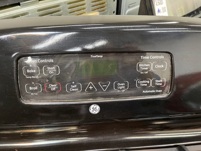GE 30" Freestanding Gas Range with 5.0-cu ft Oven Capacity in Black-Model #JGBP36DEM1BB