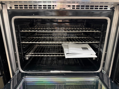 Viking 3 Series  RVDR33025BSSLP
30 Inch Freestanding Dual Fuel Range with 5 Sealed Burners, 4.7 Cu. Ft. Capacity, Continuous Grates, Self-Clean, TruConvection Cooking, Vari-Speed Dual Flow Convection, SureSpark Ignition System and TruGlide Oven