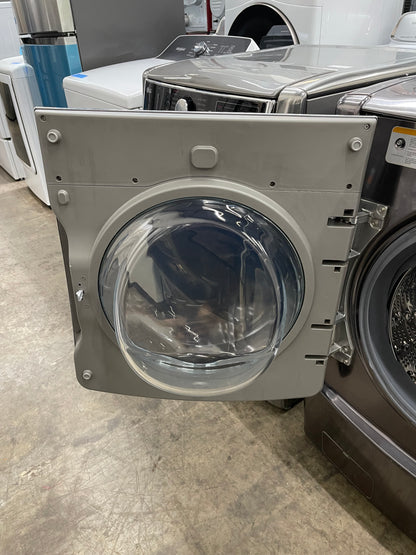 LG Signature TurboWash Series  WM9500HKA
30 Inch Front Load Smart Washer with 5.8 cu. ft. Capacity, LoDecibel Operation, TrueBalance System, SmartDiagnosis , ThinQTechnology, 14 Wash Cycles, Steam Cycle, Sanitize, TurboWash , Allergiene™, and ENERGY S