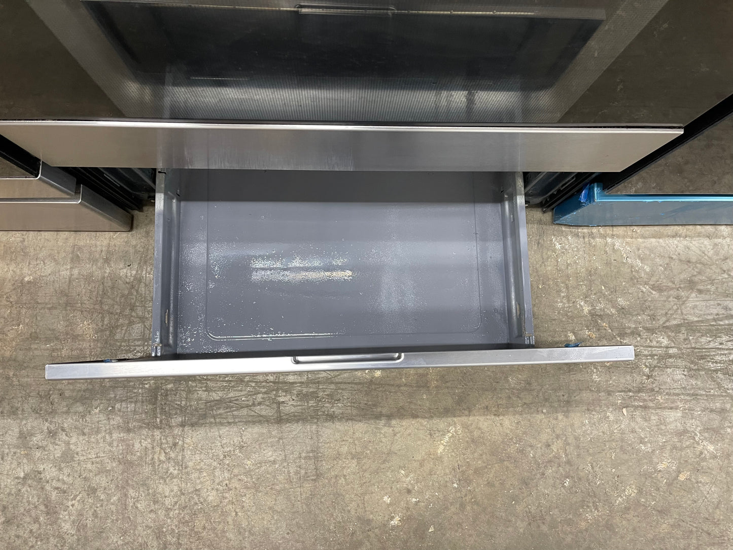 Whirlpool 30in Electric Range