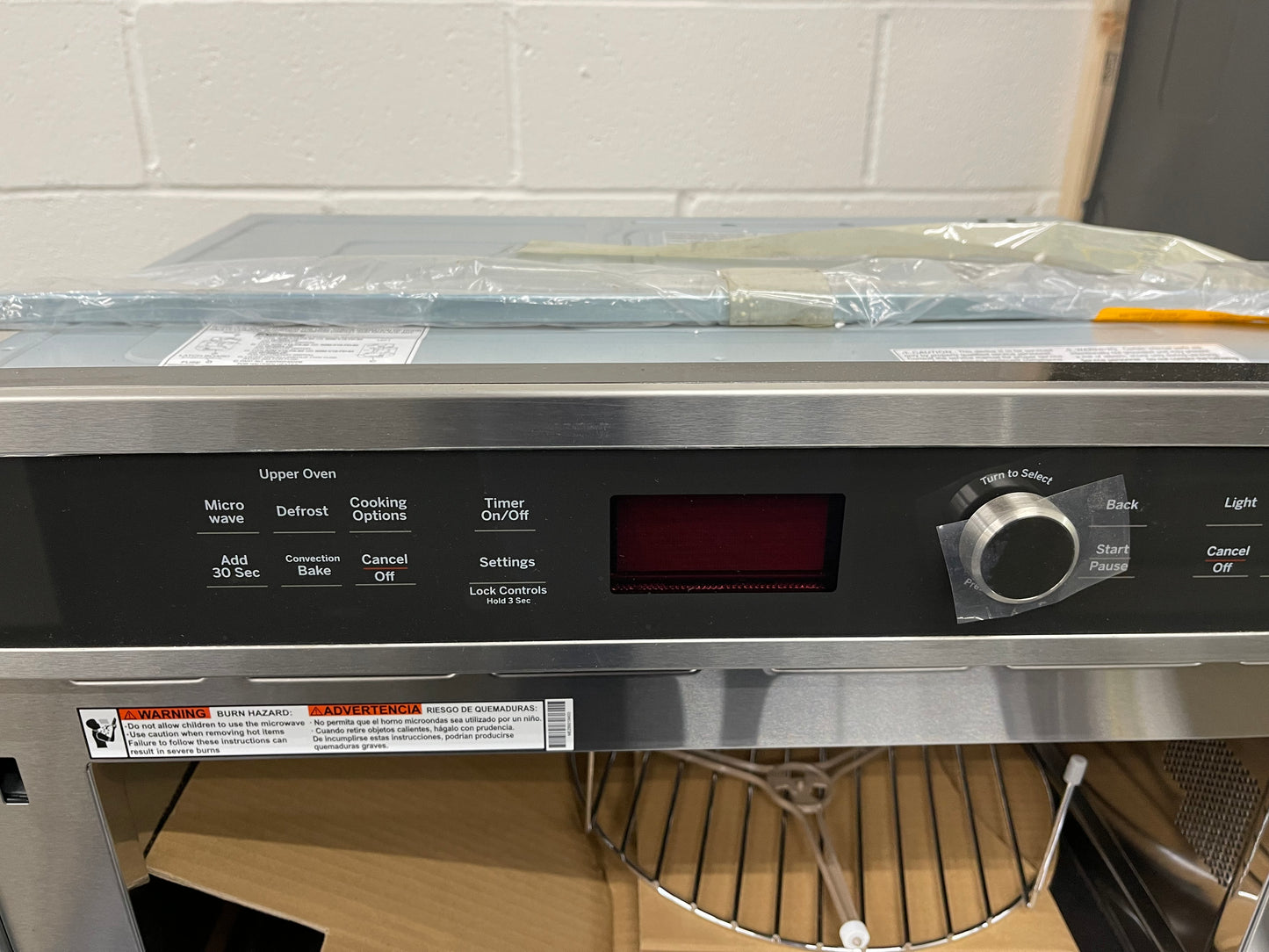 GE Profile  PT7800SHSS
30 Inch Combination Wall Oven with True European Convection, Meat Probe, Proof Mode, Warm Mode, 5.0 cu. ft. Capacity, 1.7 cu. ft. Microwave, Glass Touch Controls, GE Fits! Guarantee, and Self-Clean with Steam: Stainless Stee