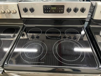 Frigidaire LGEF3043KF Gallery 30-in Glass Top 5 Elements 5.8-cu ft Self-Cleaning Freestanding Electric Range (Smudge-proof Stainless Steel)