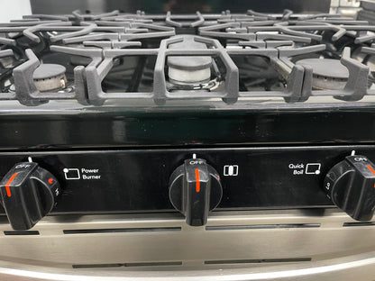 Overview
The Frigidaire FCRG305LAF is a 30-in freestanding gas range with five burners and a 5.0 cu ft capacity oven. It has a stainless steel exterior and a storage drawer. The cooktop features five sealed gas burners, including a 16,000 BTU Quick Boil B