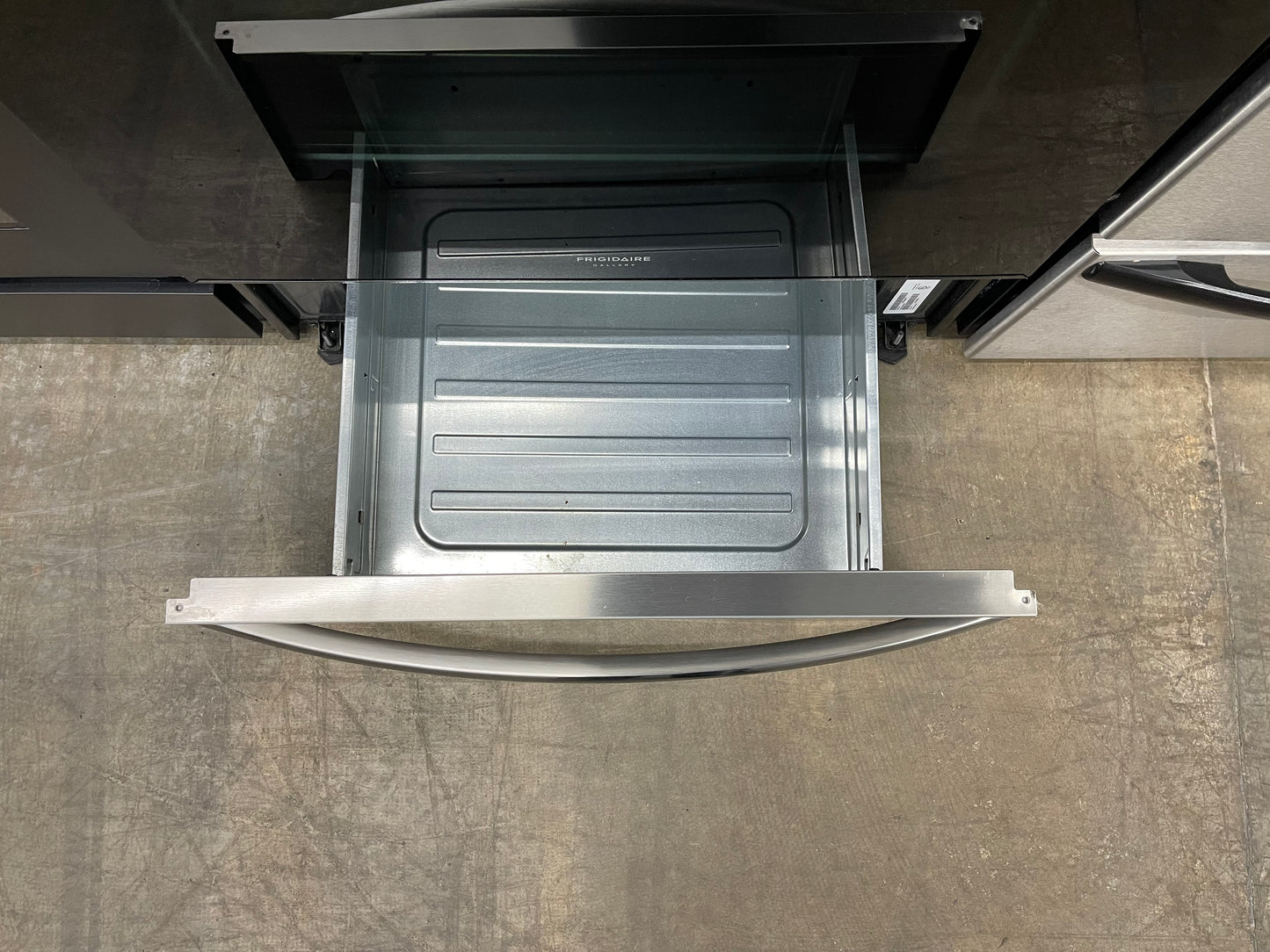 GCRE3060AF
Frigidaire Gallery 30'' Freestanding Electric Range with Air Fry