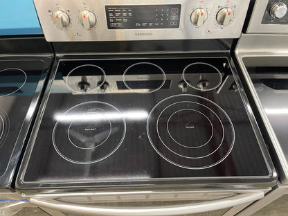 Samsung Electric Range in Stainless Steel