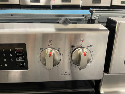 Samsung Electric Range in Stainless Steel