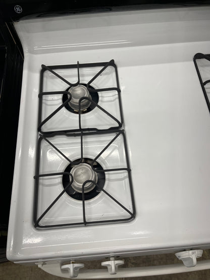 GE 30” Free‑Standing Gas Range JGBS17PEA4WH