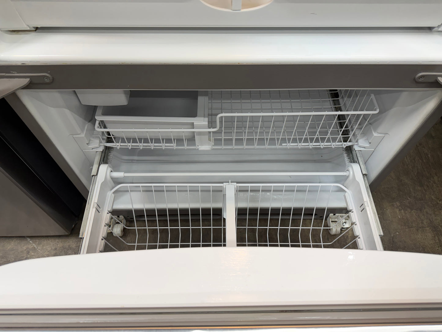KitchenAid 20 Cu. Ft. Bottom Freezer Refrigerator – Stainless Steel
Model: KBFS20EVMS4