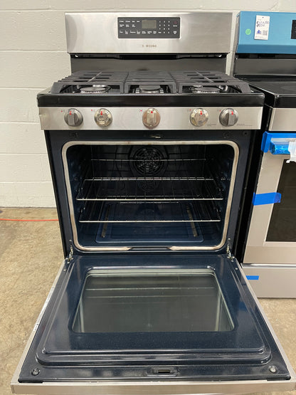 Samsung 30-in 5 Burners 5.8 cu. ft. Freestanding Gas Range with Convection Oven in Stainless Steel-Model #NX58H5600SS