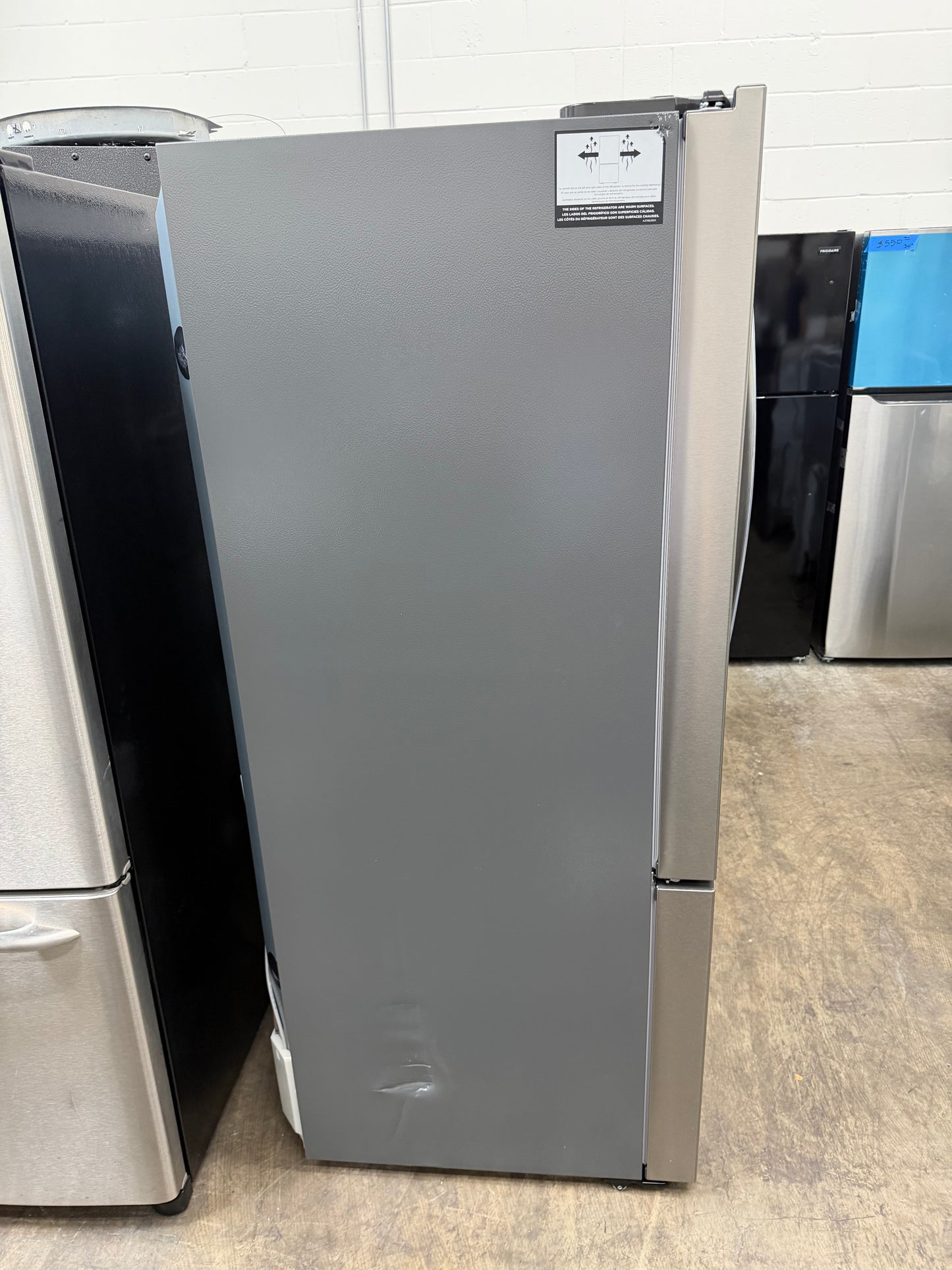 Frigidaire Gallery 20.0 Cu. Ft.
Standard-Depth French Door
Refrigerator
GRFN2023AF
