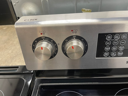 Samsung  FTQ352IWUX
30 Inch Freestanding Electric Range with 5 Elements Including Dual Burners, 5.9 cu. ft. 3-Fan True European Convection Oven, Steam/Self Cleaning, Proofing, Sabbath Mode and Warming Drawer