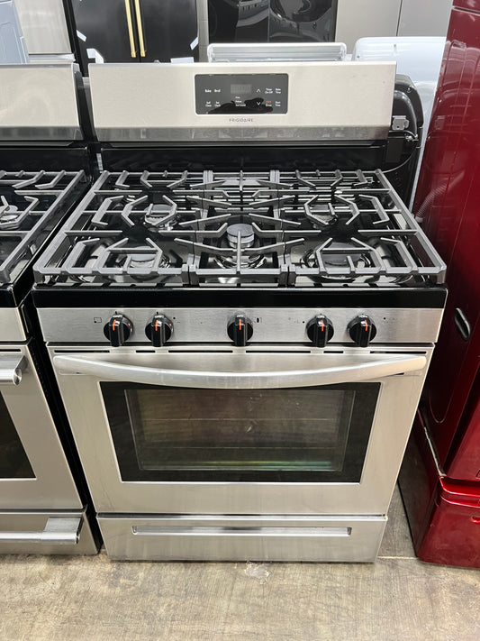 Frigidaire 30-in 5 Burners 5-cu ft Self Cleaning Gas Range in Stainless Steel-Model #FFGF3054TS