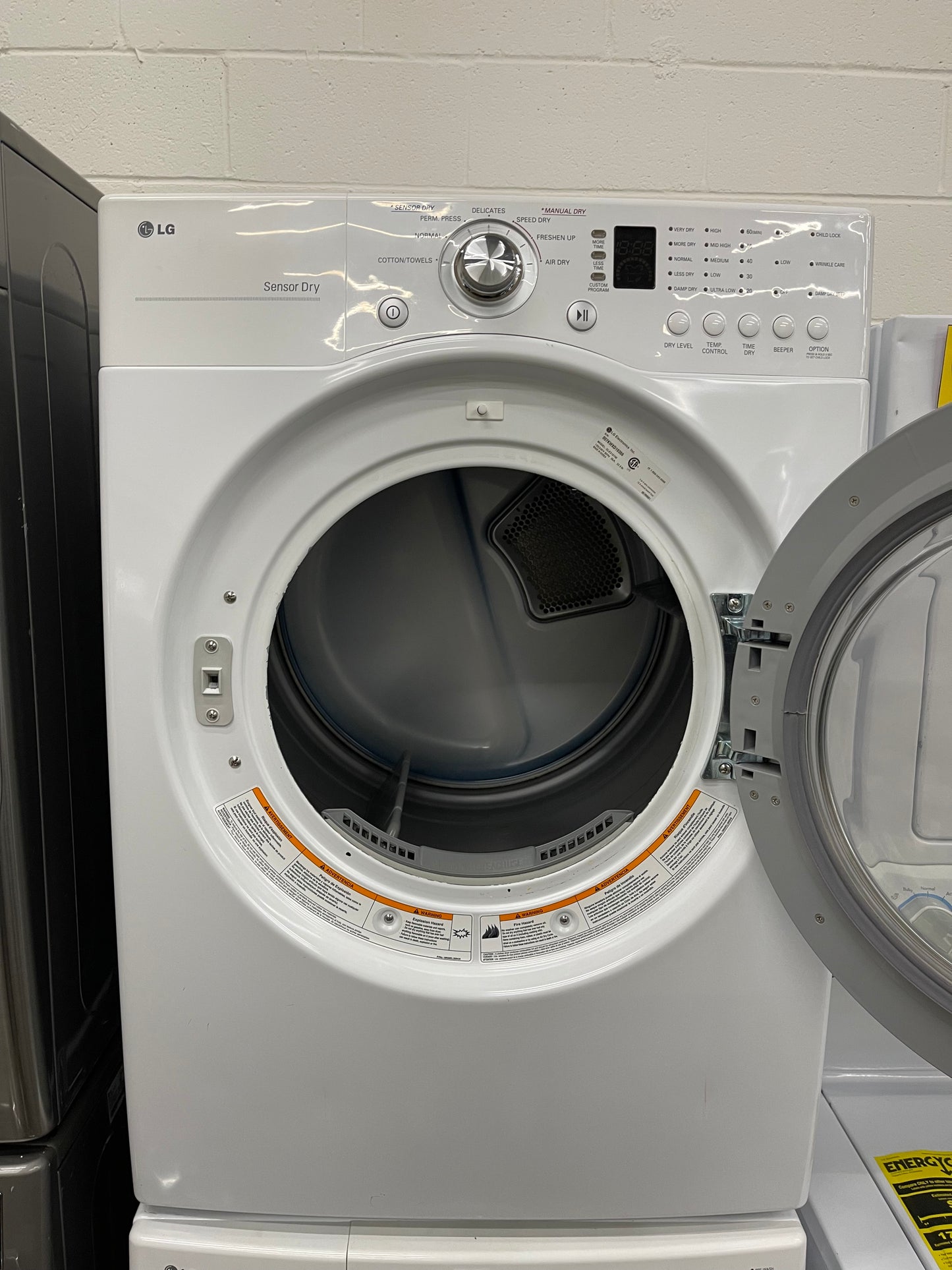 LG  WM2101HW
27 Inch Front-Load Washer with 4.0 cu. ft. And LG  DLE2101W
27 Inch Electric Dryer with 7.3 cu. ft.