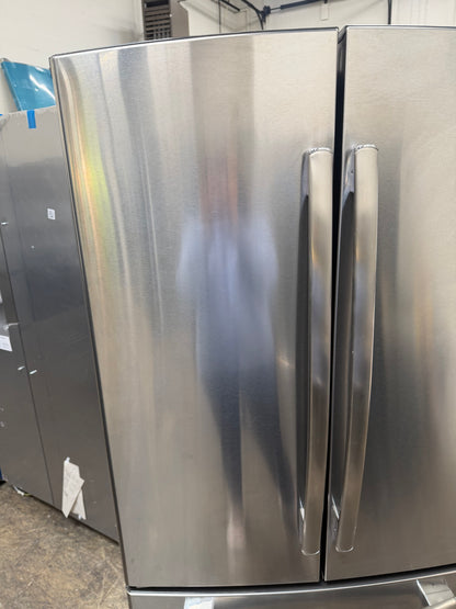 GE 33in  French Door Refrigerator Model: GNS22ESEBFSS
