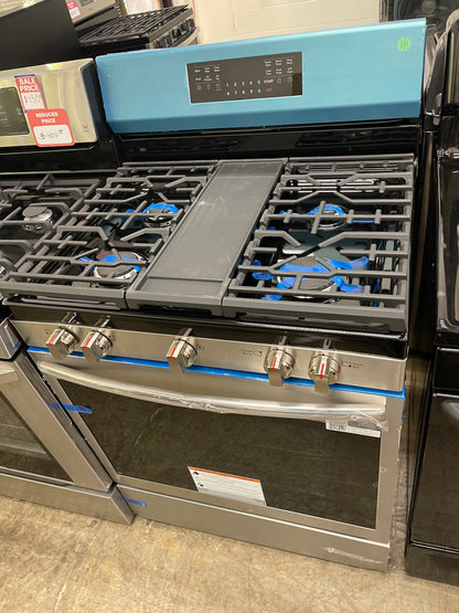 Frigidaire Gallery 30 in 5.1 cu-ft Gas Range with No Preheat + Air Fry in Smudge Proof Black Stainless Steel-Model #GCRG3060BDA