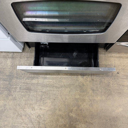 Maytag  MER5755QAS
30 Inch Freestanding Electric Range w/ Precision Cooking System & Hot-Surface Indicator Light: Stainless Steel
