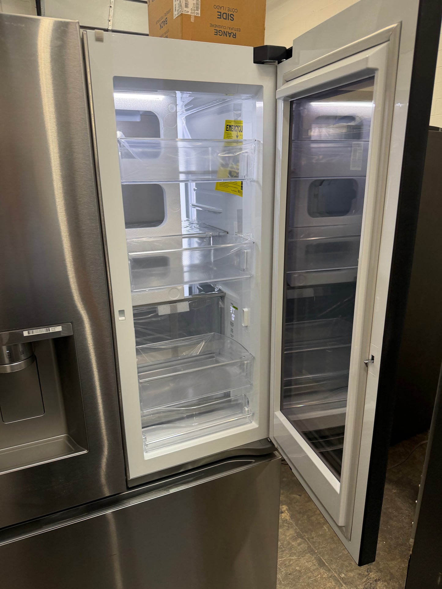 LG  LRYKC2606S
36 Inch Counter-Depth MAX Smart French Door Refrigerator with 26 Cu. Ft. Capacity