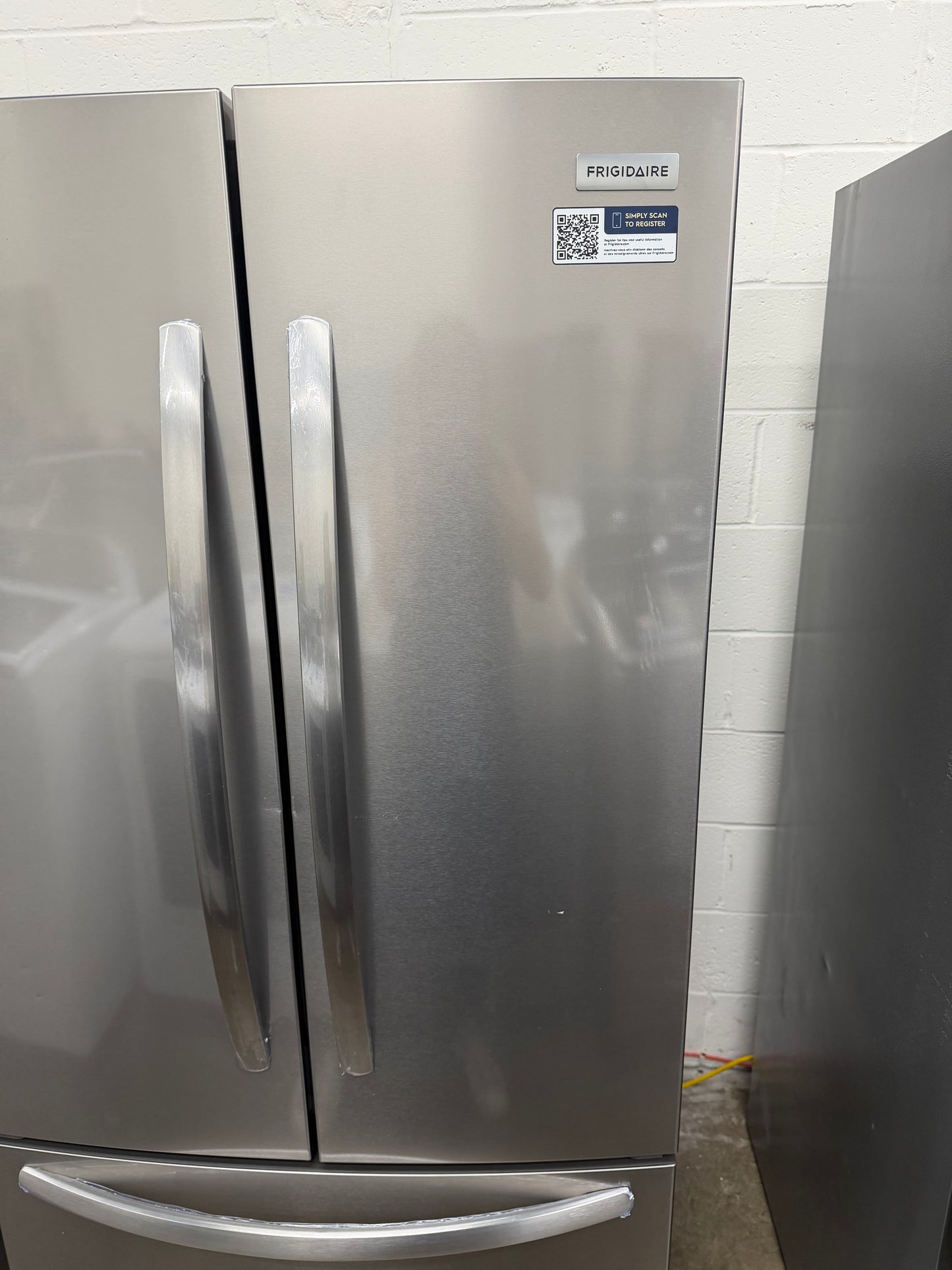 FRIGIDAIRE 31.5 in. 17.6 cu. ft. Counter Depth French Door Refrigerator, brushed steel Model # FRFG1723AV