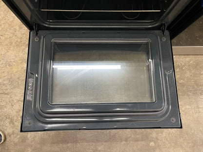 Frigidaire  FFEF3043LS
30 Inch Electric Range with SpaceWise Element, Store-More Drawer, Ready-Select Controls, 4 Radiant Elements, 4.8 cu. ft. Oven Capacity and Timed Cook