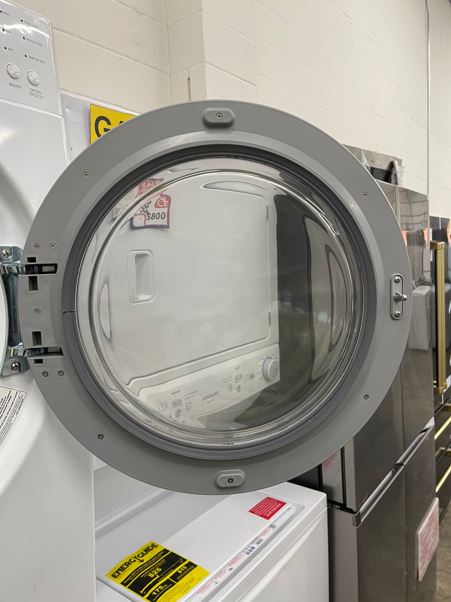 LG  WM2101HW
27 Inch Front-Load Washer with 4.0 cu. ft. And LG  DLE2101W
27 Inch Electric Dryer with 7.3 cu. ft.