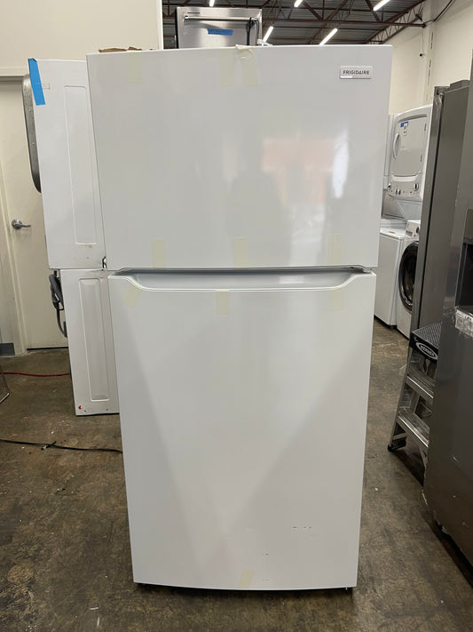 Frigidaire  FFTR1835VW
30 Inch Top Freezer Refrigerator with 18.3 Cu. Ft. Capacity, Adjustable Shelves, Humidity-Controlled Crispers, Half-width Deli Drawer, Gallon Door Bins, Auto-Close Doors, EvenTemp Cooling System, and ADA Compliant: White