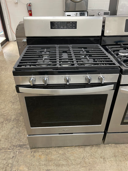 Whirlpool  WFG525S0HS
30 Inch Freestanding Gas Range with Frozen Bake Technology, SpeedHeat Burner, SpillGuard™ Cooktop, Center Oval Burner, Temperature Sensor, Closed Door Broiling, Control Lock and Self-Cleaning: Black-on-Stainless