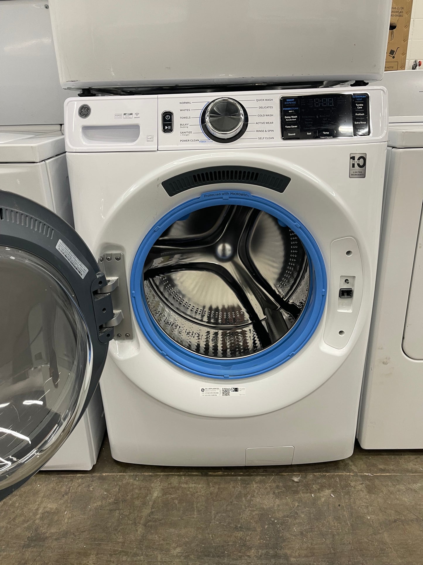 GE GFW650SSNWW Front Load Washer & GFD65ESSNWW Electric Dryer