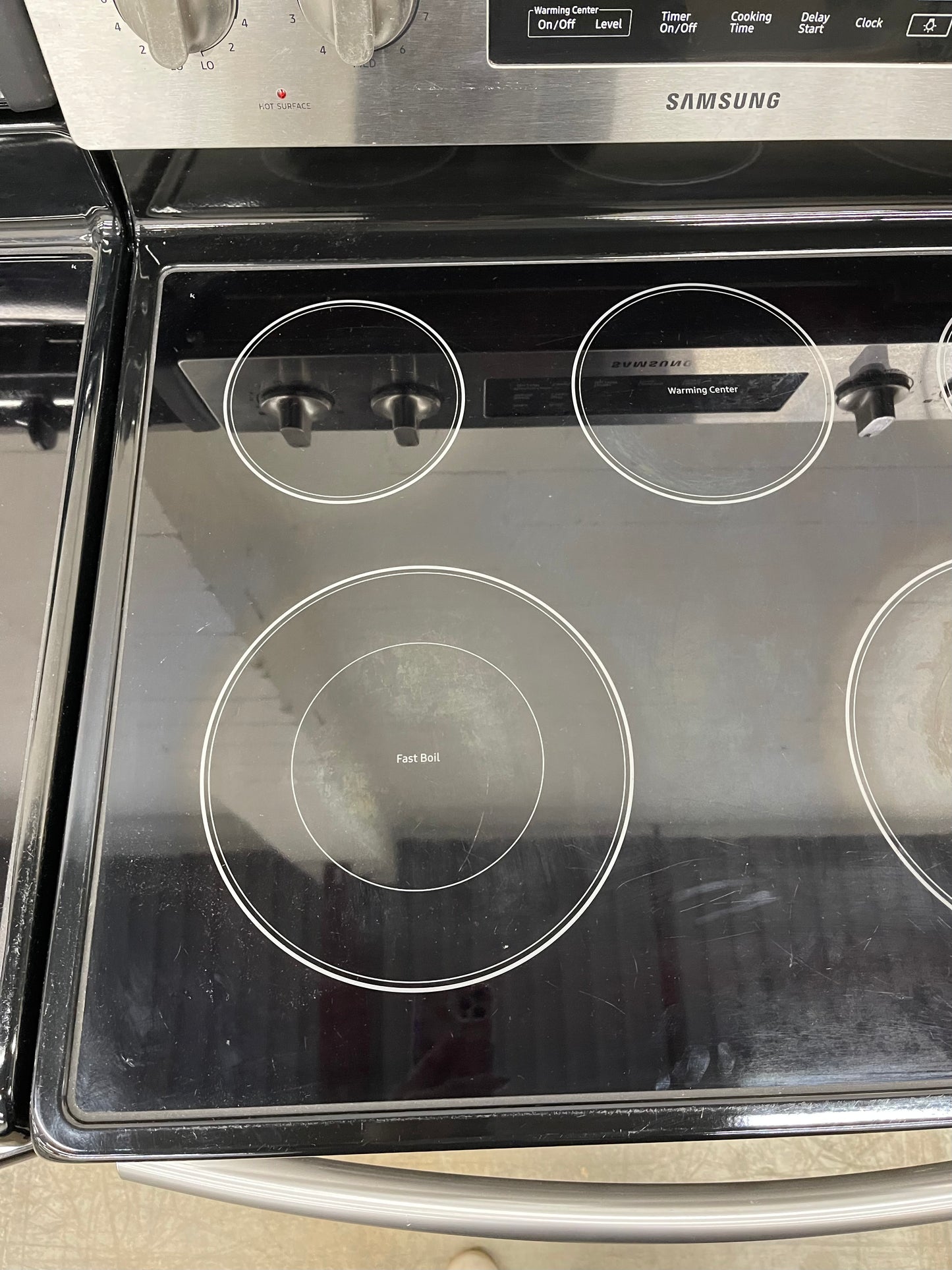 Samsung  NE59M4310SS
30 Inch Freestanding Electric Range with Flexible Cooktop, Dual Elements, Self-Clean, Warming Center, 5 Heating Elements, 5.9 cu. ft. Capacity, Storage Drawer and Sabbath Mode: Stainless Steel