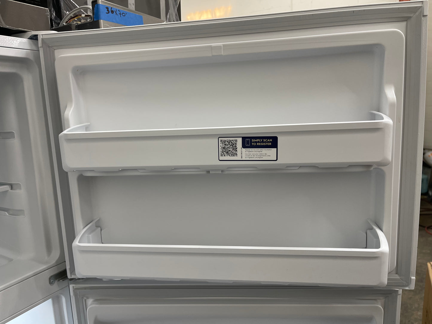 Frigidaire  FFTR1814WW
30 Inch Top Freezer Refrigerator with 18.3 Cu. Ft. Total Capacity, EvenTemp Cooling, Adjustable Shelves, Humidity-Controlled Crispers, Gallon Door Bins, LED Lighting, Ice Maker Ready, and ADA Compliant: White