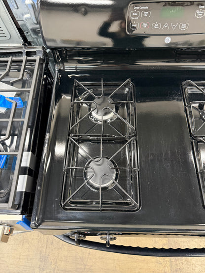 GE 30” Free-Standing Gas Range – Model JGBS18DEN4BB