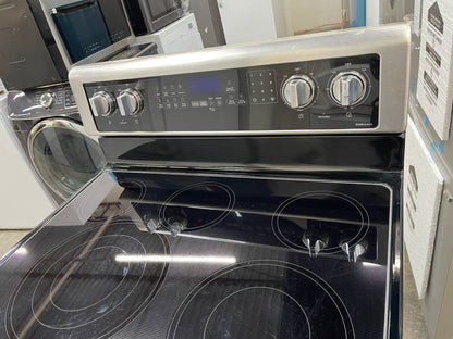 6.4 Cu. Ft. Freestanding Electric Range with Fingerprint-Resistant Stainless Steel Model: 

WFE770H0FZ