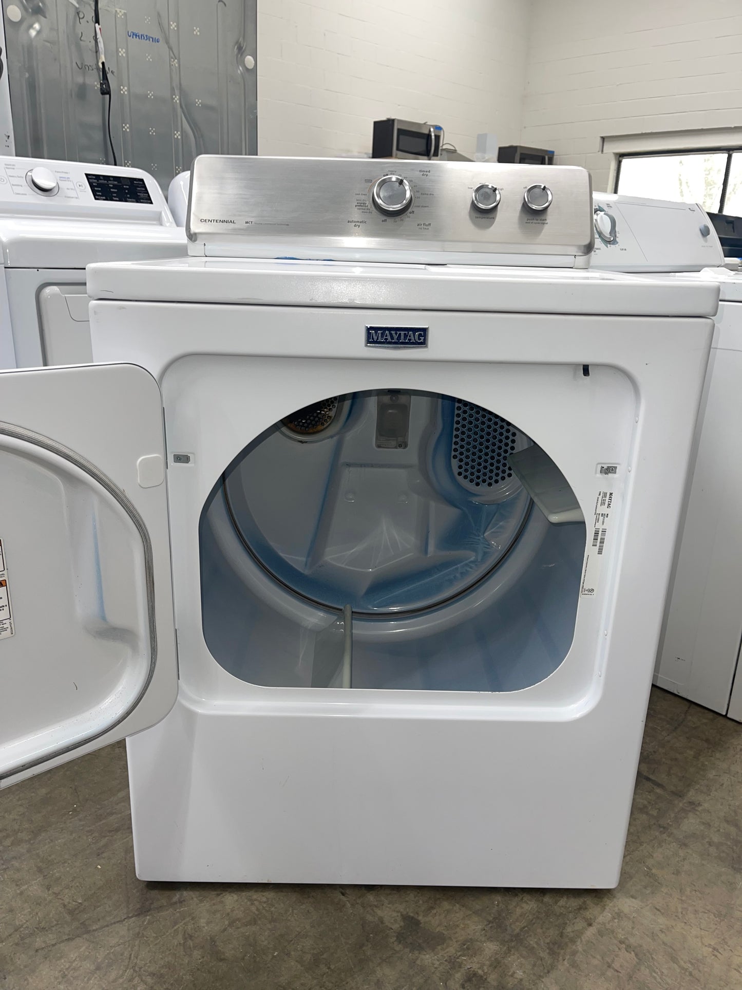 7.0 Cu. Ft. Large Capacity Dryer with Wrinkle Control -Model: 

MEDC215EW