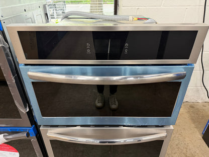 Frigidaire  GCWS2767AF
27 Inch Single Electric Wall Oven with Air Fry, 3.8 Cu.Ft. Capacity, Total Convection, Self Clean, Touch Screen Control Panel, No Pre Heat, Steam Bake, Temperature Probe, Glide Rack, Air Sous Vide, Control Lock, Sabbath Mode