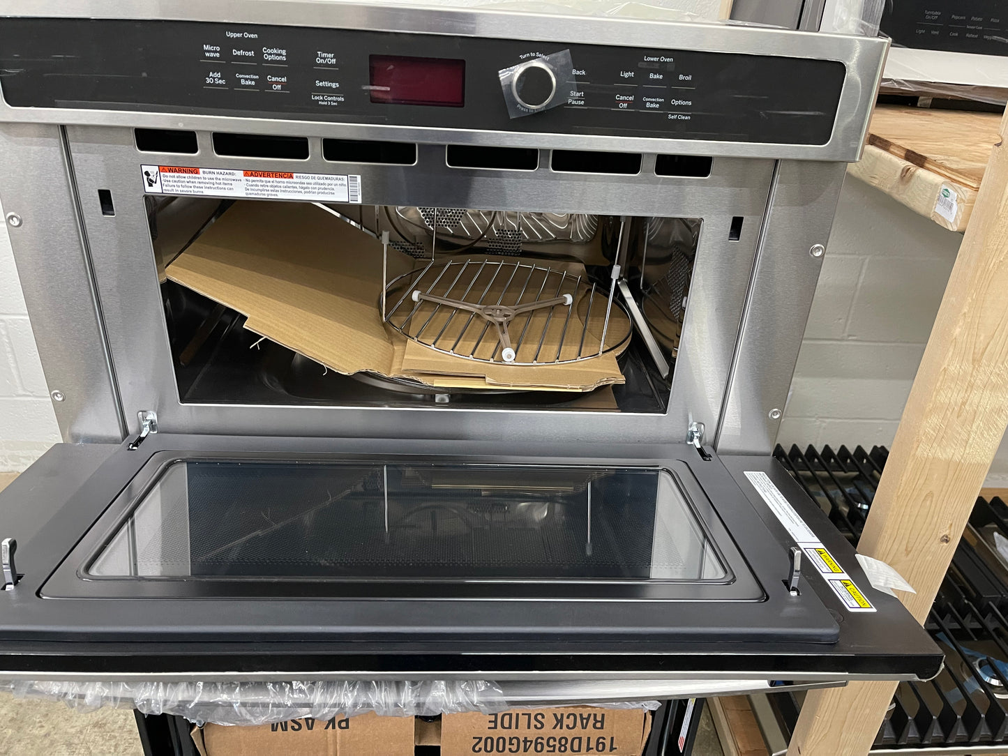 GE Profile  PT7800SHSS
30 Inch Combination Wall Oven with True European Convection, Meat Probe, Proof Mode, Warm Mode, 5.0 cu. ft. Capacity, 1.7 cu. ft. Microwave, Glass Touch Controls, GE Fits! Guarantee, and Self-Clean with Steam: Stainless Stee