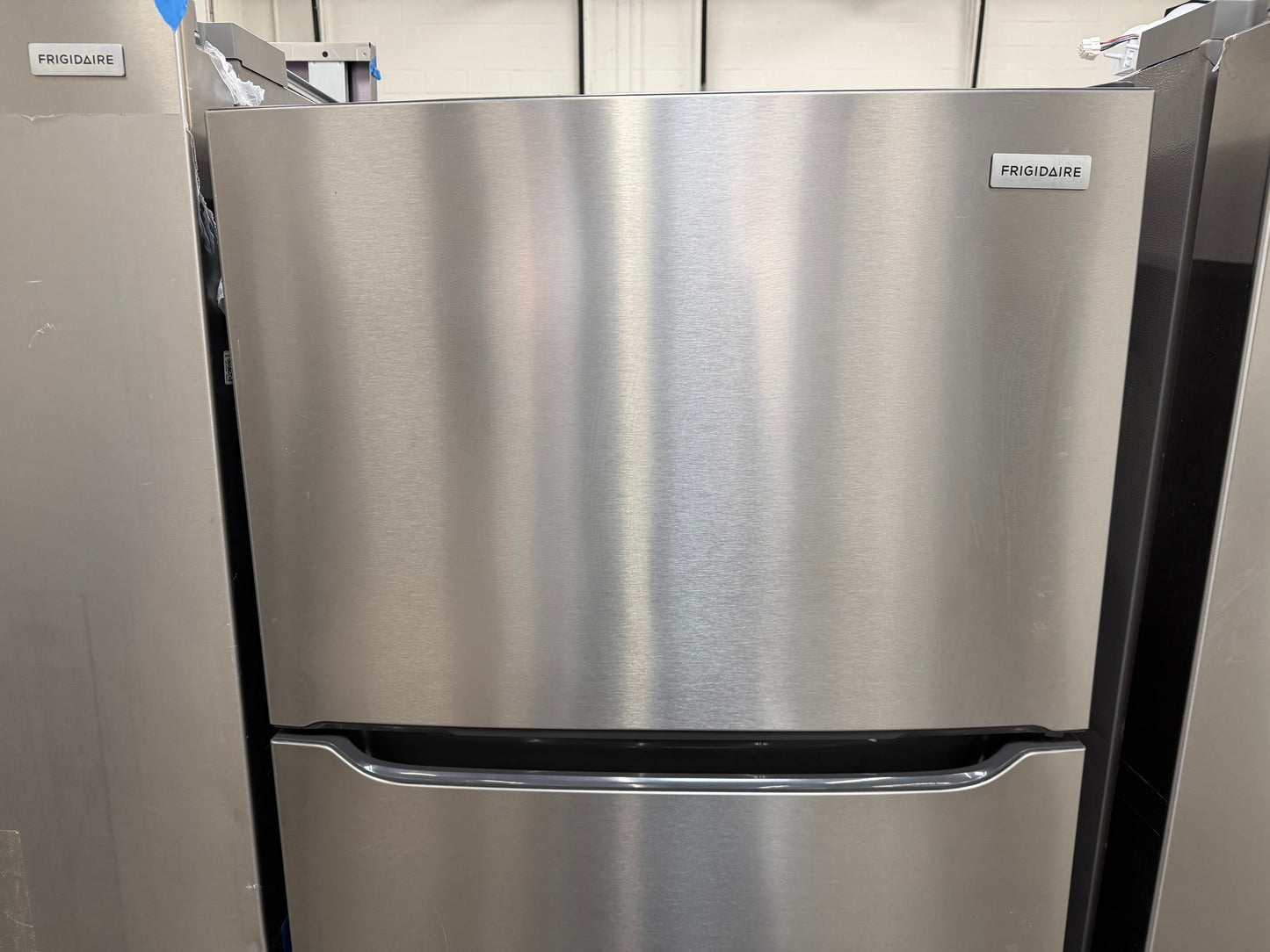 Frigidaire
30 in. 18.3 cu. ft. Top Freezer Refrigerator in Stainless Steel