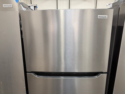 Frigidaire
30 in. 18.3 cu. ft. Top Freezer Refrigerator in Stainless Steel