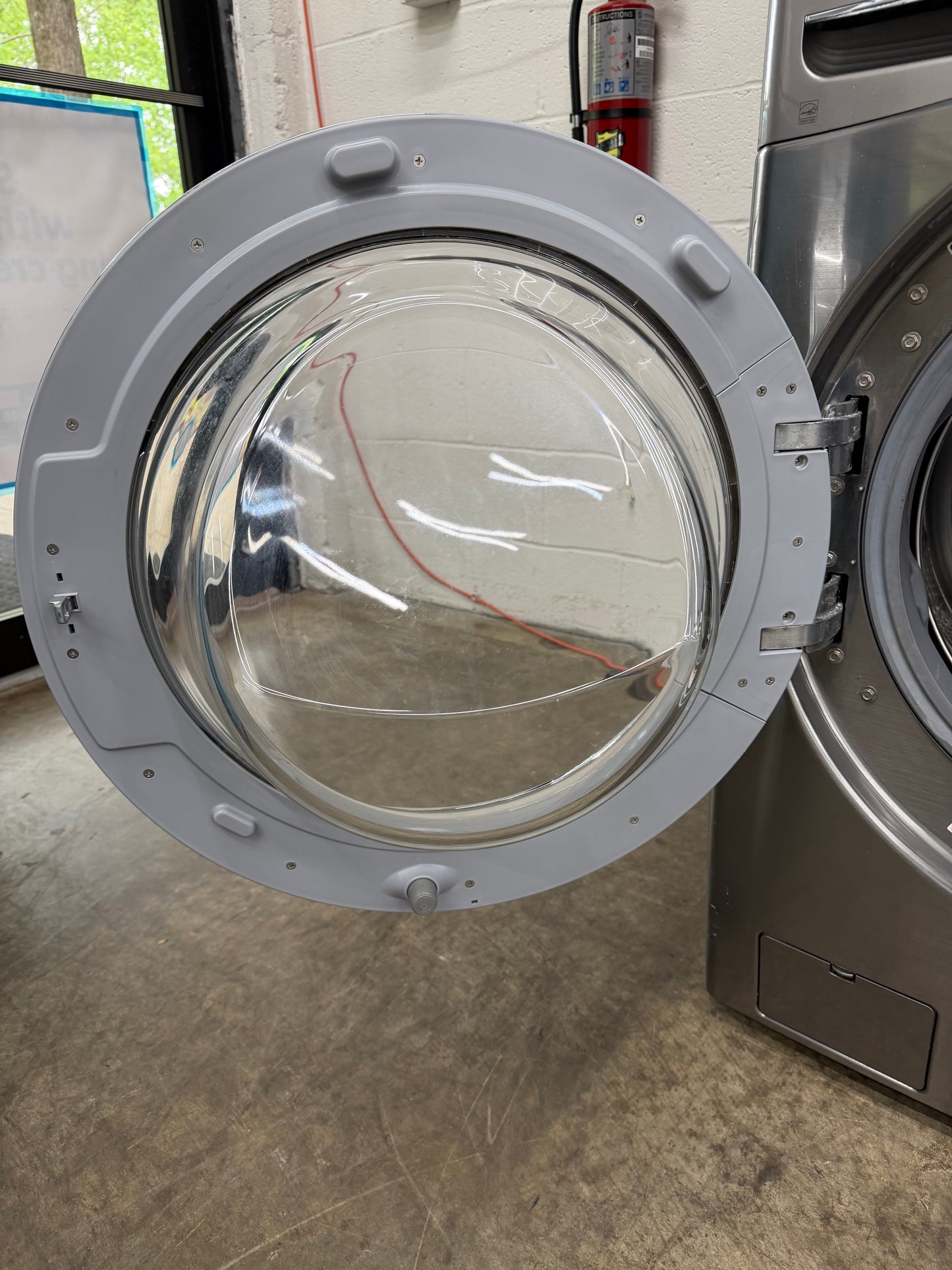 LG  WM3470HVA
27 Inch 4.3 cu. ft. Front Load Washer and LG DLEX3370V
27 Inch Electric Dryer 7.4 cu. ft