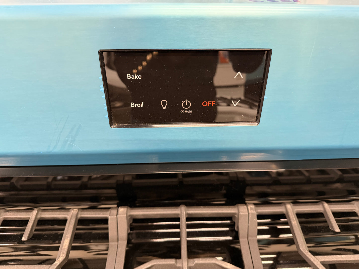 Frigidaire 30-in 5 Burners 5.1-cu ft Freestanding Gas Range in Stainless Steel-Model #FCRG3052BS