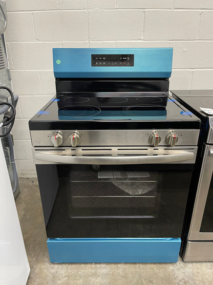 Frigidaire FCRE3062AS
30 Inch Freestanding Electric Range with 5 Elements, 5.3 cu. ft. Capacity