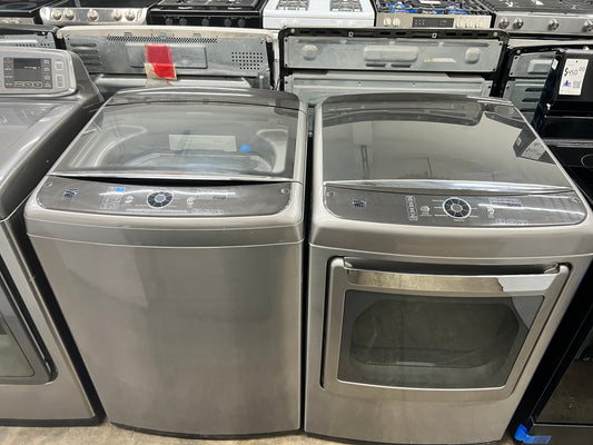 Kenmore Elite Top-Load 5.2 Cu. Ft. Washer and 7.3 Cu. Ft. Electric Dryer Set in Metallic Silver
