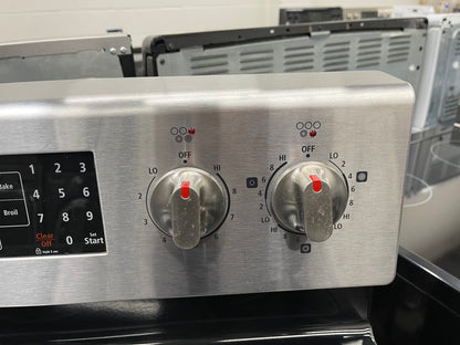 Samsung  FTQ387LWGX
30 Inch Freestanding Electric Range with 5 Cooktop Elements, 5.9 cu. ft. Convention Oven, Steam and Self Clean, Warming Drawer and Sabbath Mode