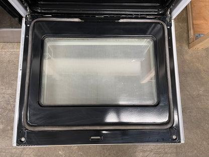 GE  JB750DJWW
30 Inch Freestanding Electric Range with True Convection, Fast Preheat, Power Boil, Warming Zone, Steam Self-Clean and 5 Smoothtop Elements 5.3 cu. ft. Oven: White