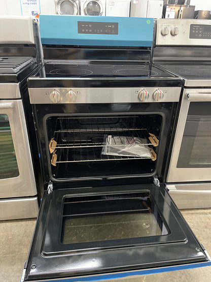 Frigidaire  FCRE3062AS
30 Inch Freestanding Electric Range with 5 Elements, 5.3 cu. ft. Capacity